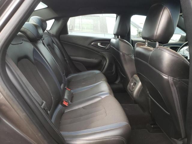 Photo 6 from auction – 2015 CHRYSLER 200 S with VIN 1C3CCCBB1FN559691