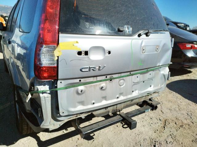 Photo 9 from auction – 2005 HONDA CR-V LX with VIN JHLRD68575C014582