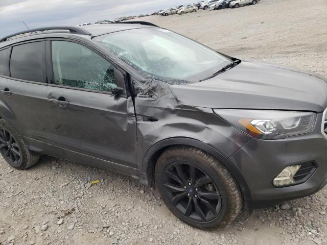 Photo 9 from auction – 2017 FORD ESCAPE SE with VIN 1FMCU0GDXHUE00853