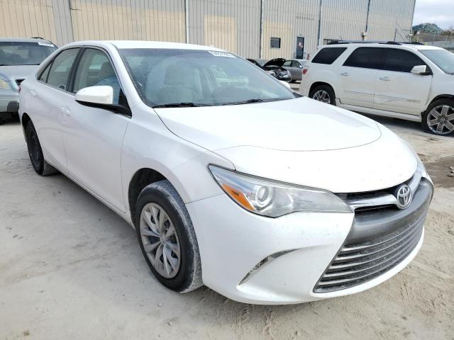 TOYOTA CAMRY LE 2017 with VIN 4T1BF1FK3HU372325 - Photo from auction