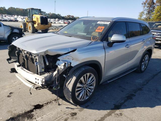 Photo 2 from auction – 2021 TOYOTA HIGHLANDER with VIN 5TDFZRAH2MS044593