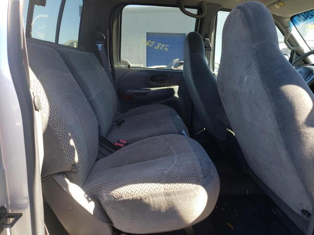 Photo 6 from auction – 2001 FORD F150 SUPER with VIN 1FTRW07W91KE16473