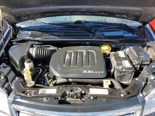 Photo 7 from auction – 2015 CHRYSLER TOWN & COU with VIN 2C4RC1GG8FR731281