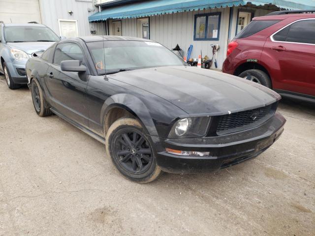 FORD MUSTANG 2005 with VIN 1ZVFT80N255116433 - Photo from auction