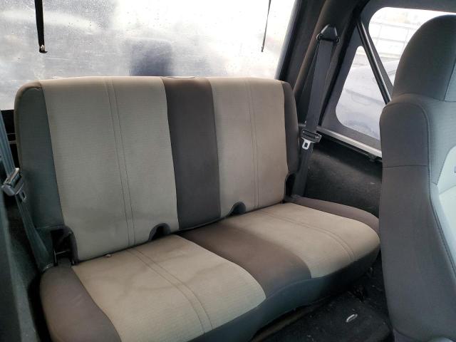 Photo 6 from auction – 2004 JEEP WRANGLER X with VIN 1J4FA39S64P801407