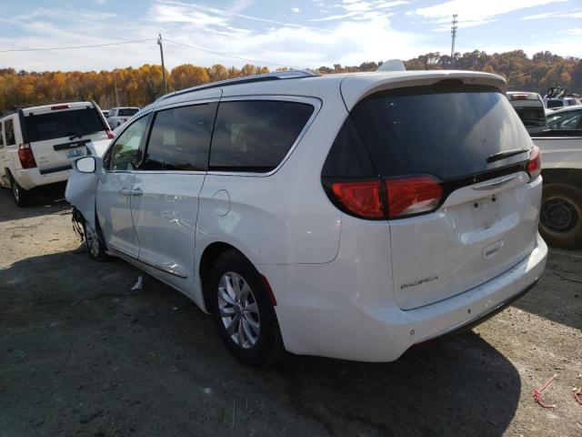 Photo 3 from auction – 2018 CHRYSLER PACIFICA T with VIN 2C4RC1BG9JR120885