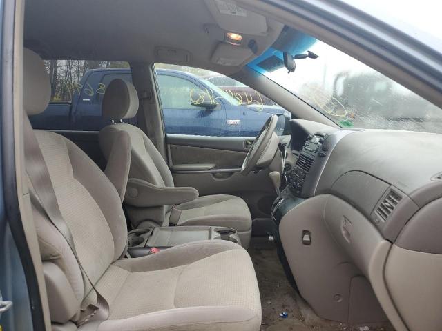 Photo 5 from auction – 2010 TOYOTA SIENNA CE with VIN 5TDKK4CC3AS304518