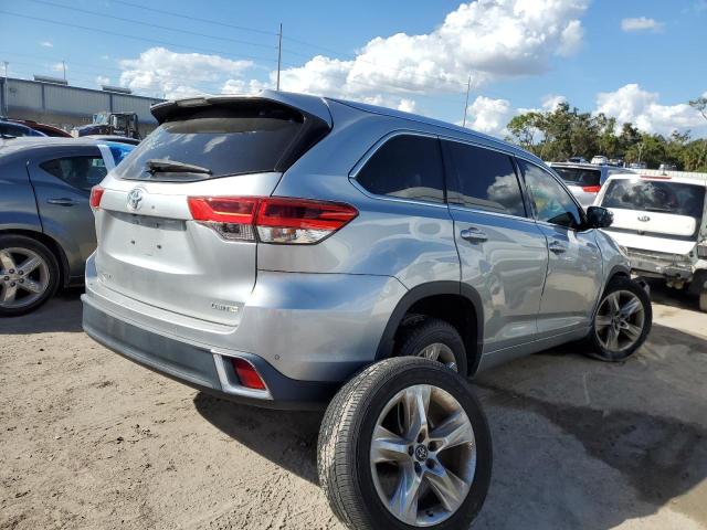 Photo 4 from auction – 2018 TOYOTA HIGHLANDER with VIN 5TDYZRFH9JS269316