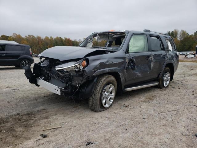 Photo 2 from auction – 2022 TOYOTA 4RUNNER SR with VIN JTEEU5JR5N5254104