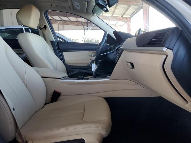 Photo 5 from auction – 2017 BMW 320 I with VIN WBA8A9C55HK620366
