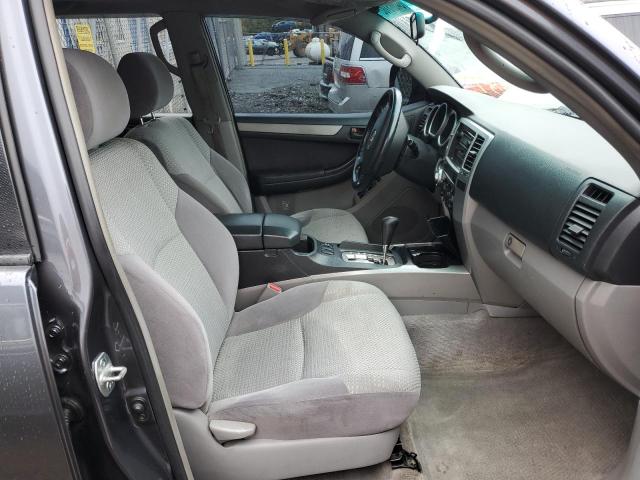 Photo 5 from auction – 2005 TOYOTA 4RUNNER SR with VIN JTEBU14R458042803