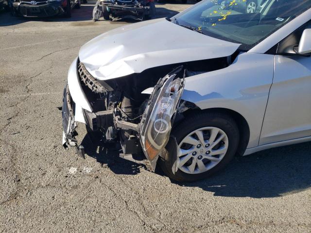 Photo 9 from auction – 2017 HYUNDAI ELANTRA SE with VIN 5NPD74LF4HH104512