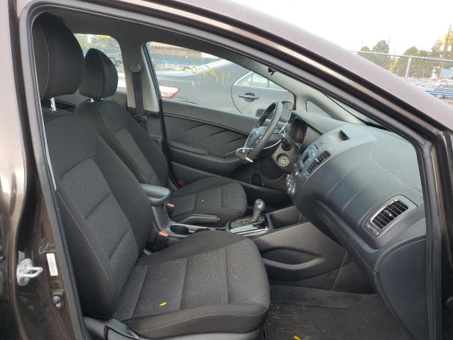 Photo 5 from auction – 2017 KIA FORTE with VIN 3KPFK4A76HE104017