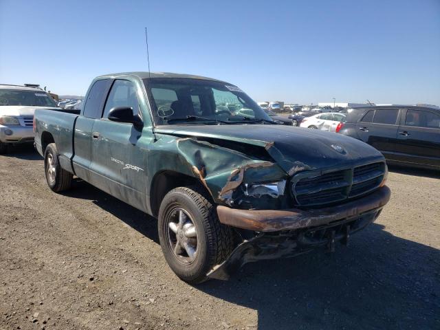 DODGE DAKOTA 2000 with VIN 1B7GL22X7YS688901 - Photo from auction