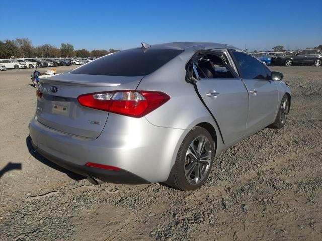 Photo 4 from auction – 2016 KIA FORTE EX with VIN KNAFZ4A86G5530513