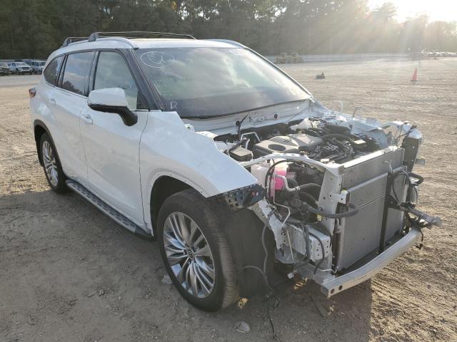 TOYOTA HIGHLANDER 2022 with VIN 5TDFARAH7NS015423 - Photo from auction