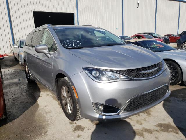CHRYSLER PACIFICA T 2018 with VIN 2C4RC1BGXJR142216 - Photo from auction