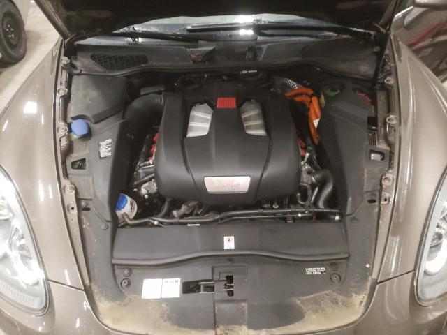 Photo 7 from auction – 2012 PORSCHE CAYENNE S with VIN WP1AE2A2XCLA90065