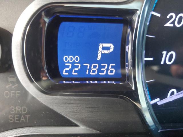 Photo 8 from auction – 2011 TOYOTA SIENNA XLE with VIN 5TDYK3DC3BS104176