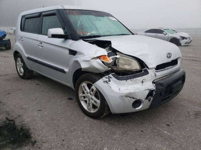KIA SOUL + 2011 with VIN KNDJT2A29B7712024 - Photo from auction