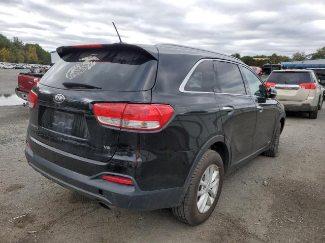 Photo 4 from auction – 2017 KIA SORENTO LX with VIN 5XYPGDA56HG190629