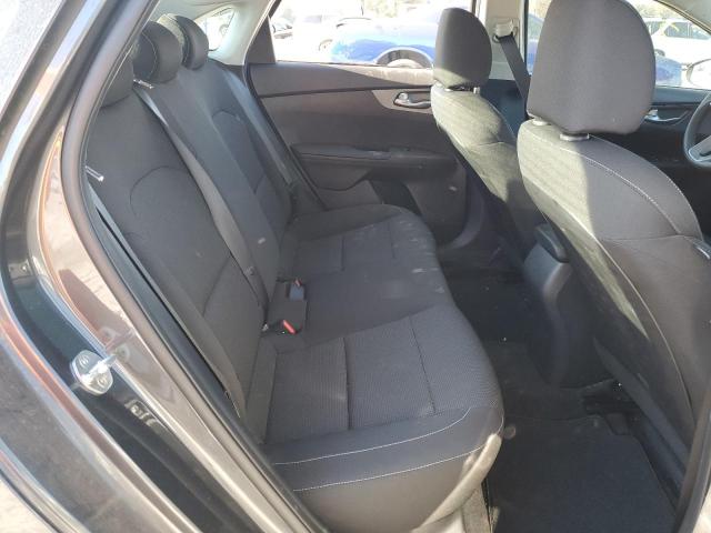 Photo 6 from auction – 2021 KIA FORTE FE with VIN 3KPF24AD4ME288969