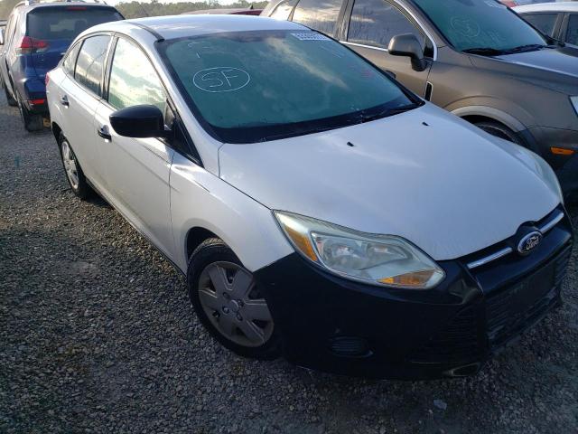 FORD FOCUS S 2013 with VIN 1FADP3E20DL161662 - Photo from auction