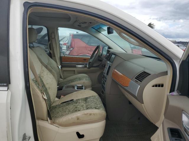 Photo 5 from auction – 2008 CHRYSLER TOWN & COU with VIN 2A8HR64X68R828373