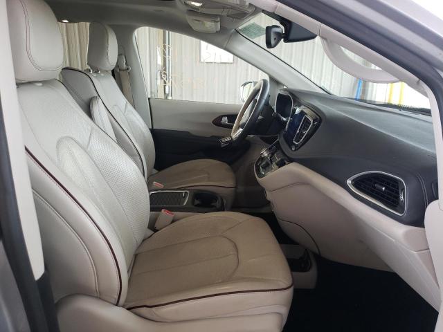Photo 5 from auction – 2017 CHRYSLER PACIFICA L with VIN 2C4RC1GG1HR763122
