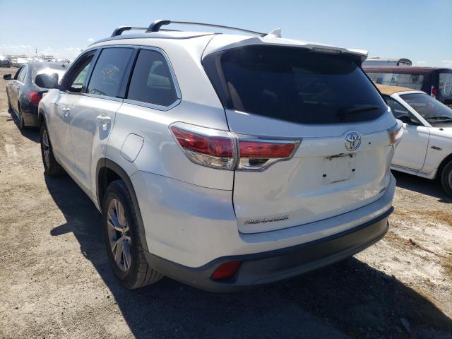 Photo 3 from auction – 2015 TOYOTA HIGHLANDER with VIN 5TDKKRFH9FS042855