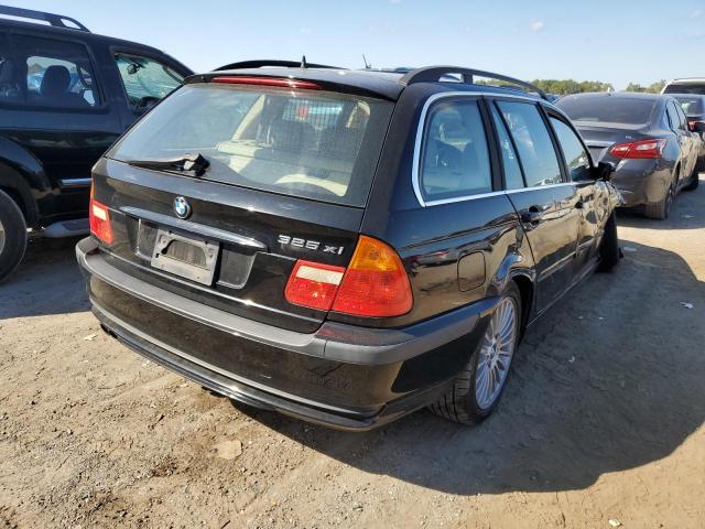Photo 4 from auction – 2001 BMW 325 IT with VIN WBAAW334X1ET41569