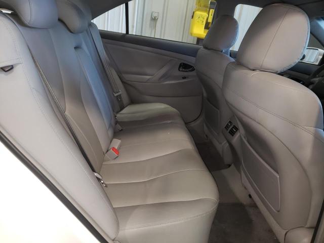 Photo 6 from auction – 2011 TOYOTA CAMRY HYBR with VIN 4T1BB3EK5BU141720