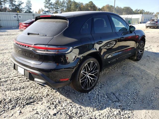 Photo 4 from auction – 2022 PORSCHE MACAN with VIN WP1AA2A53NLB12447
