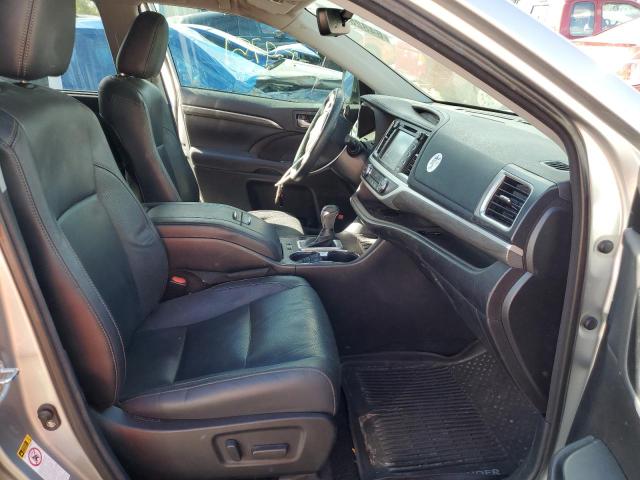 Photo 5 from auction – 2018 TOYOTA HIGHLANDER with VIN 5TDYZRFH9JS269316