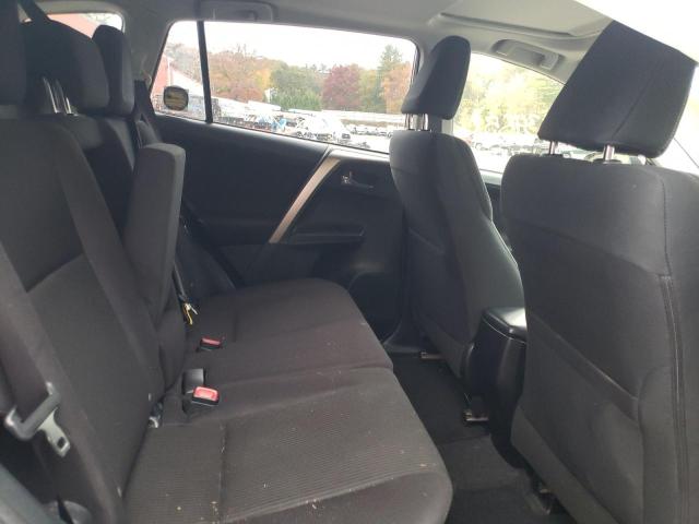 Photo 6 from auction – 2015 TOYOTA RAV4 XLE with VIN JTMRFREV0FJ035106