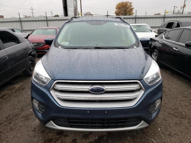 Photo 5 from auction – 2018 FORD ESCAPE SE with VIN 1FMCU0GD7JUC85599