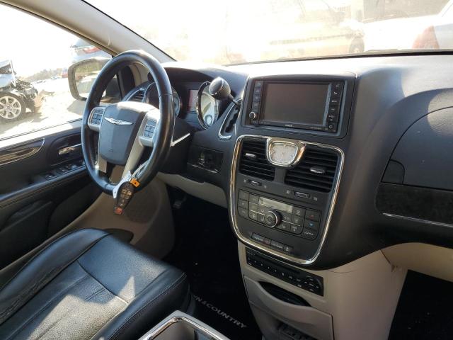 Photo 9 from auction – 2013 CHRYSLER TOWN & COU with VIN 2C4RC1CG6DR616181