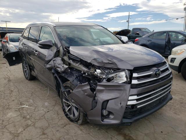 TOYOTA HIGHLANDER 2018 with VIN 5TDKZRFHXJS530572 - Photo from auction