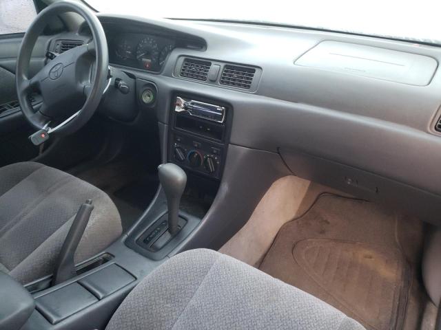 Photo 9 from auction – 2000 TOYOTA CAMRY LE with VIN 4T1BF22K4YU950508