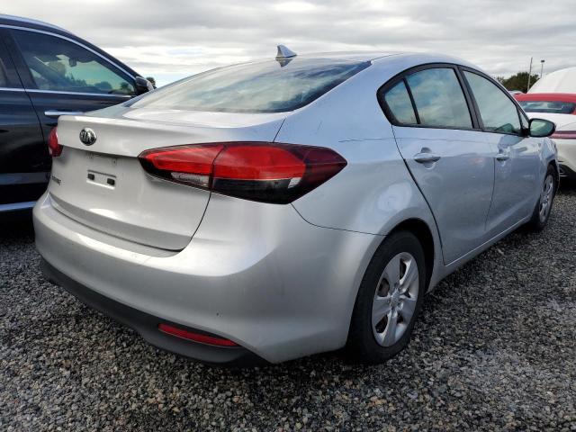 Photo 4 from auction – 2017 KIA FORTE LX with VIN 3KPFK4A73HE130428