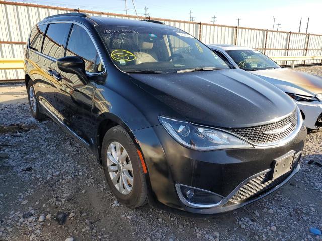 CHRYSLER PACIFICA T 2017 with VIN 2C4RC1BG2HR702711 - Photo from auction