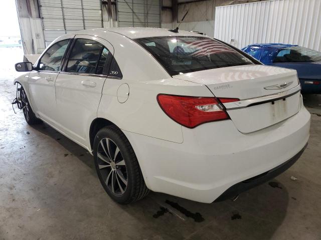 Photo 3 from auction – 2013 CHRYSLER 200 TOURIN with VIN 1C3CCBBG0DN728943