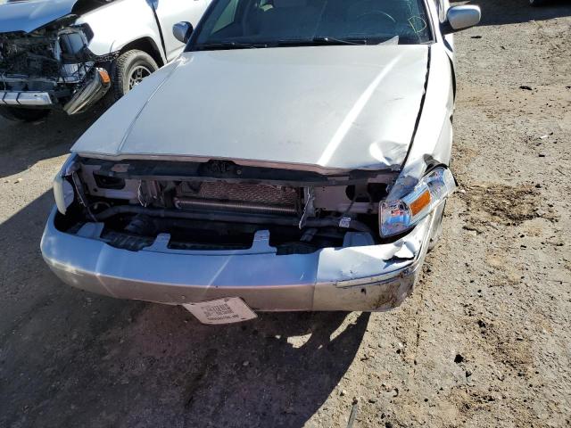 Photo 9 from auction – 2007 MERCURY GRAND MARQ with VIN 2MEFM74V37X619084