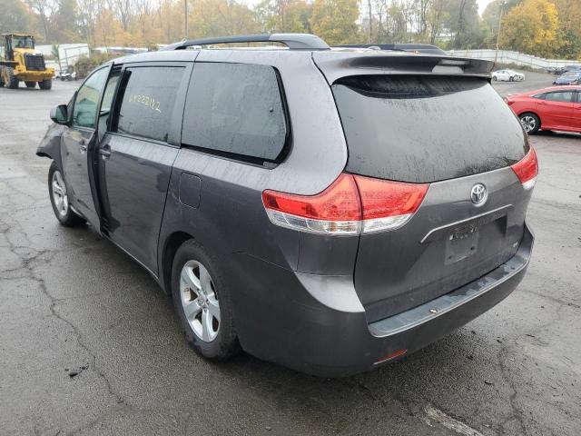 Photo 3 from auction – 2011 TOYOTA SIENNA LE with VIN 5TDKK3DC6BS174101