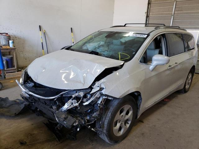 Photo 2 from auction – 2017 CHRYSLER PACIFICA T with VIN 2C4RC1EG8HR747583
