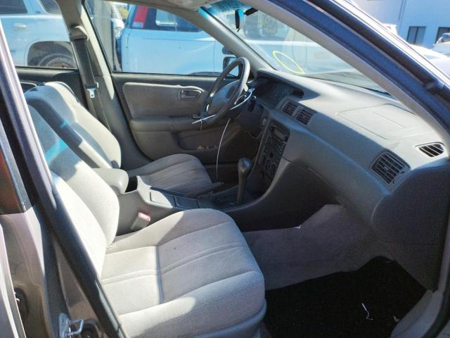 Photo 5 from auction – 2001 TOYOTA CAMRY CE with VIN JT2BG22K710567329