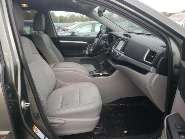 Photo 5 from auction – 2018 TOYOTA HIGHLANDER with VIN 5TDBZRFH4JS876245