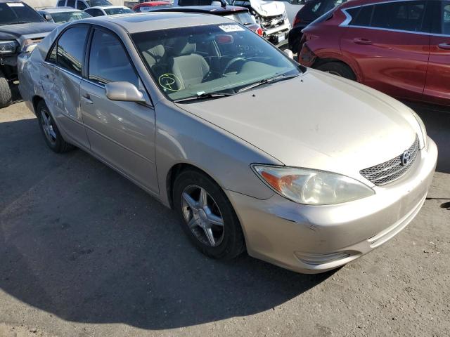 TOYOTA CAMRY LE 2003 with VIN 4T1BF30K43U552958 - Photo from auction