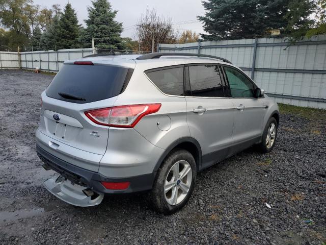 Photo 4 from auction – 2016 FORD ESCAPE SE with VIN 1FMCU9GX6GUB65154