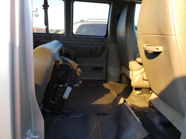Photo 6 from auction – 2011 CHEVROLET EXPRESS G1 with VIN 1GNSGBF42B1159214